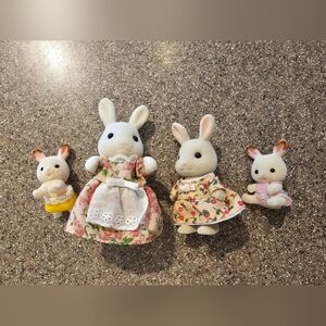 Calico Critters Milk Rabbit Family
